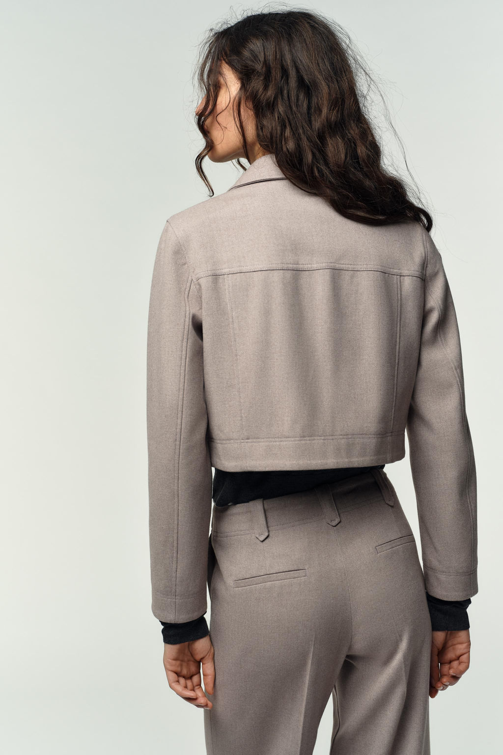 SHORT ZIP-UP JACKET - Zara фото 4