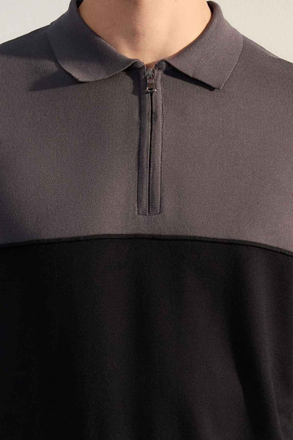 TRENDYOL MAN Antrasit Slim Dar Kesim Polo Yaka Renk Bloklu Triko Kazak TMNAW25KZ00050 - Trendyolmilla фото 4