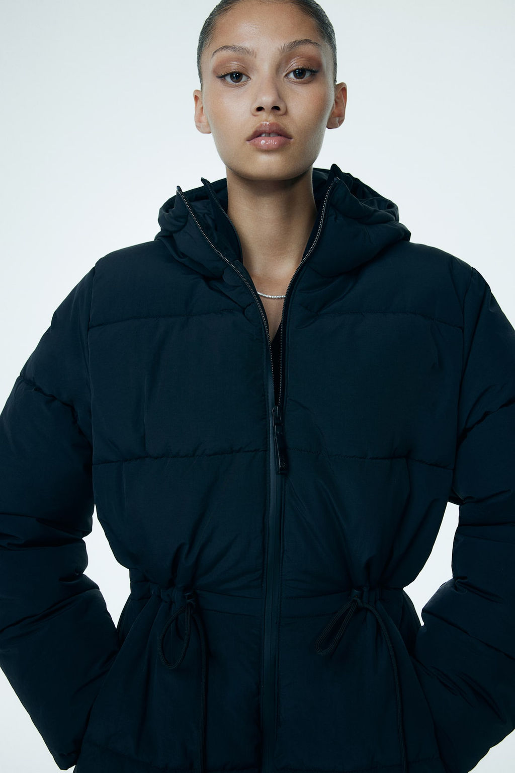 Chaqueta puffy oversize con cordon de ajuste