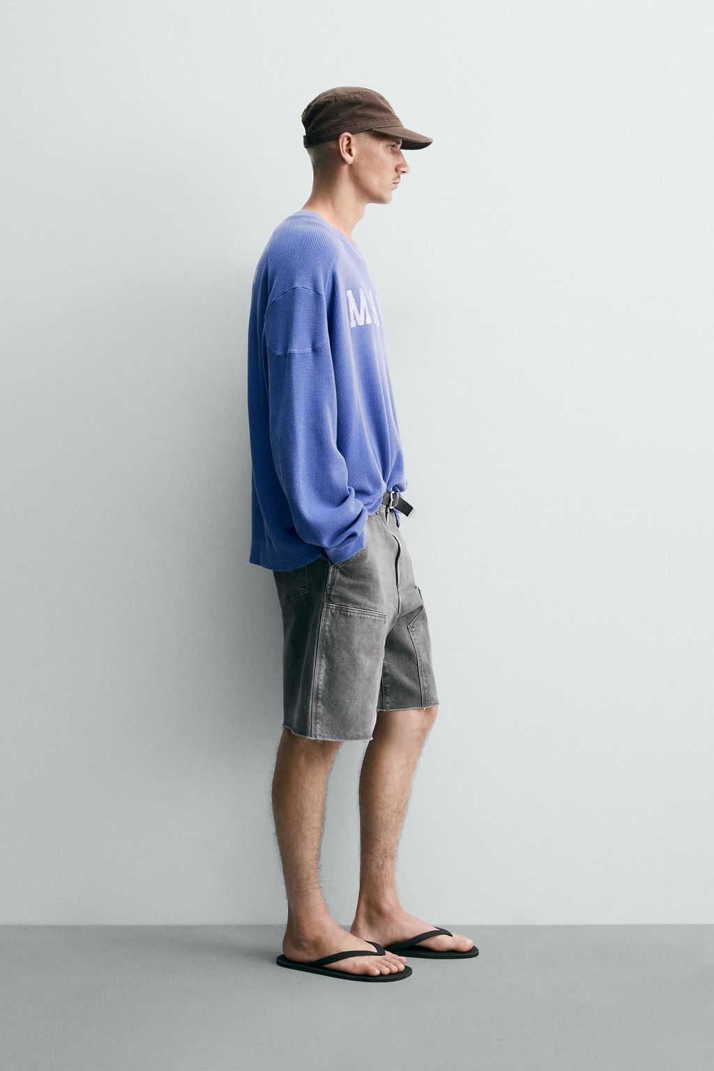 BERMUDA RELAXED FIT BOLSILLO CARPINTERO / Gris oscuro - Zara фото 4