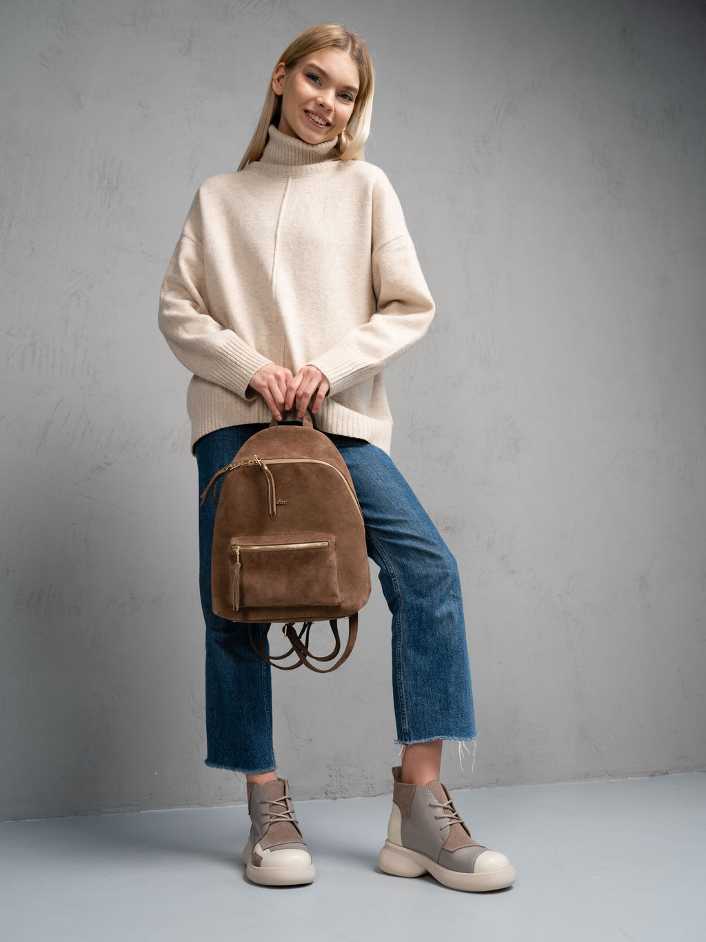 Ботинки 305.927be.Бежевый латте капучино замша/мех