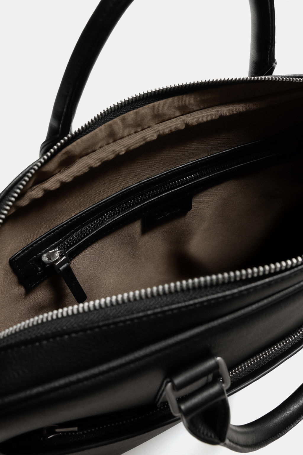 MALET?N TEXTURA / Negro