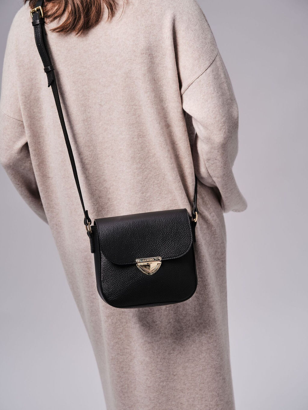 Сумка кожаная через плечо Deboro 3158 черный