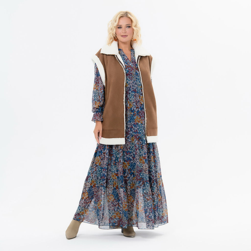 Жилет из экомеха "дубленка", на молнии, цвет "карамель"