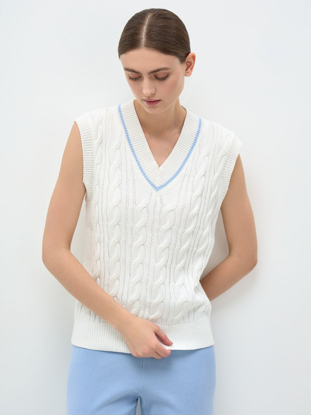 Conso/KV 240707 - milk/blue Жилет женский  фото 5