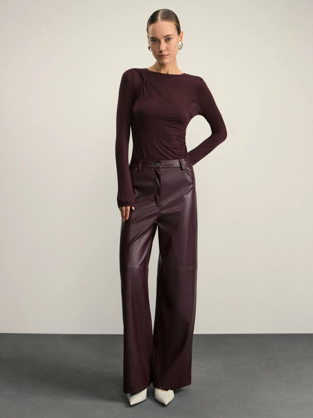 Лонгслив с декоративным узлом / Zarina  фото 2