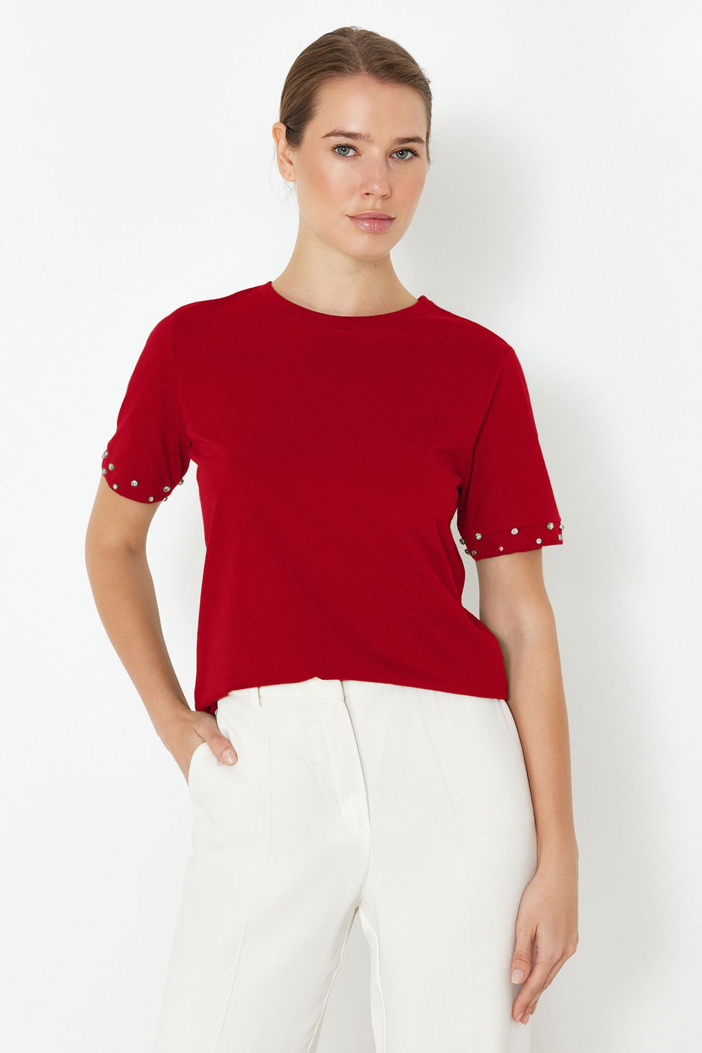 K?rm?z? Tas Aksesuar Detayl? Regular Kal?p Orme T-Shirt TWOSS24TS00070