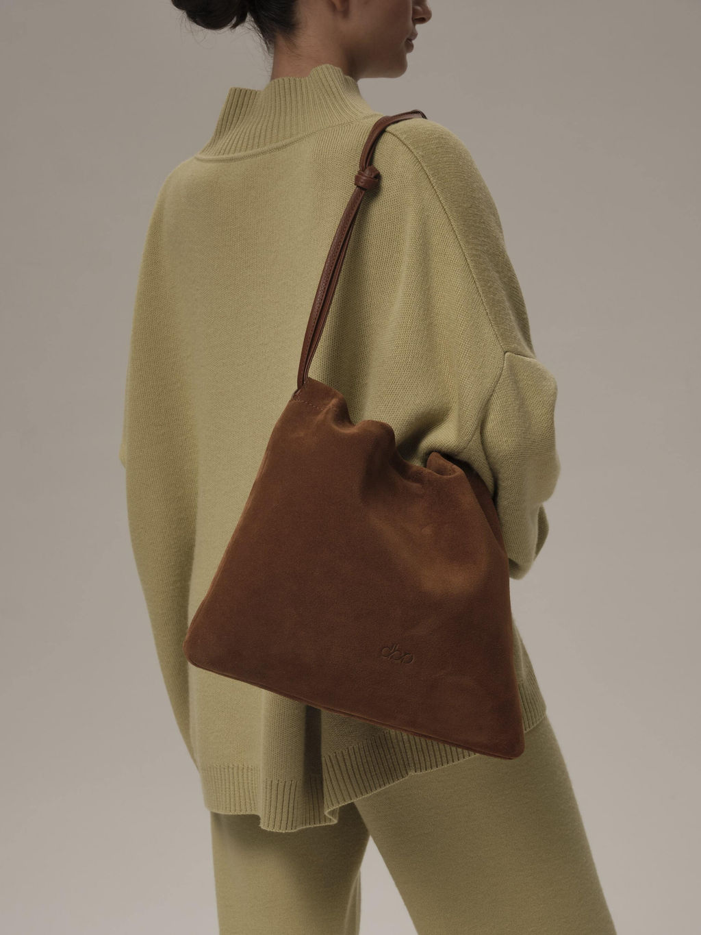 Замшевая сумка Margo DBR 31201 коричневый лист  фото 2