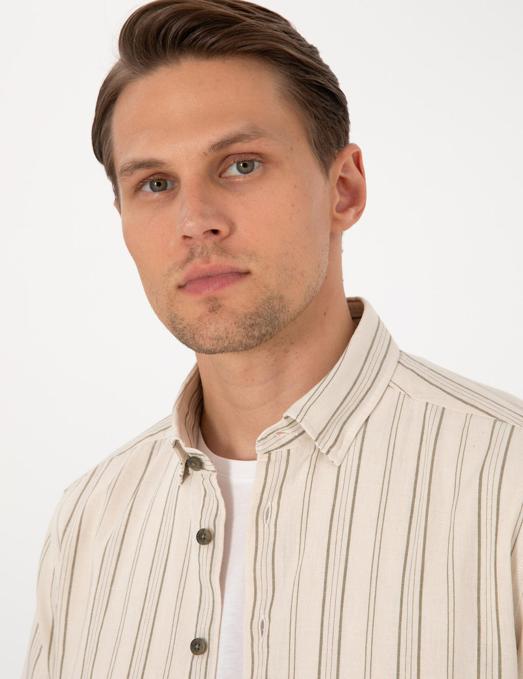 Рубашка Regular Fit бежевая с коротким рукавом