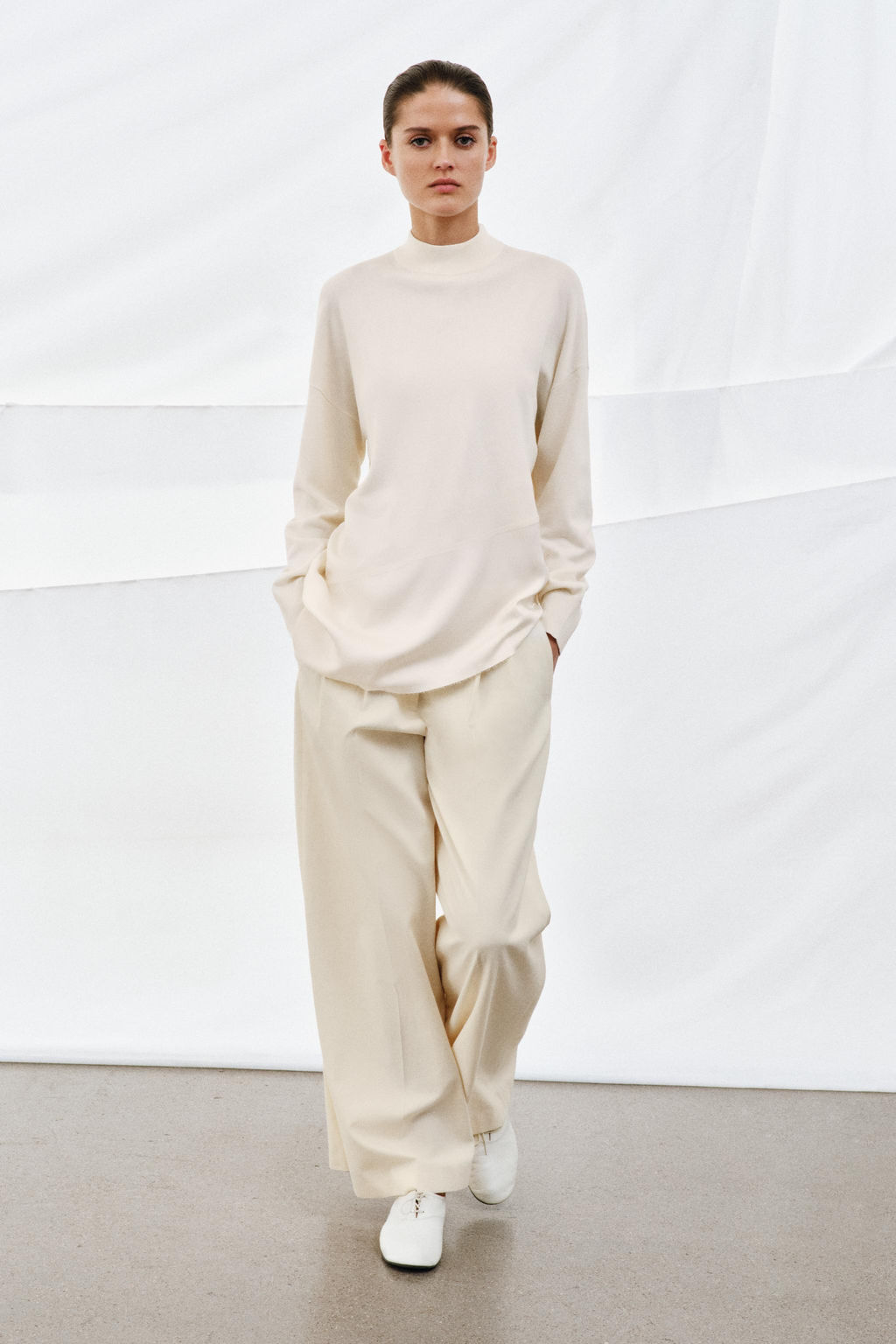 JERSEY PUNTO COMBINADO ASIM?TRICO / Blanco - Zara фото 8