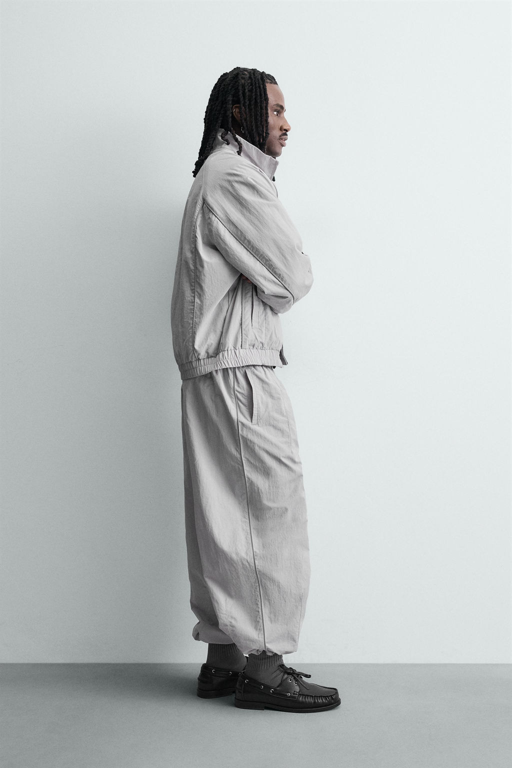 CHAQUETA T?CNICA CONTRASTES / Gris claro - Zara фото 4