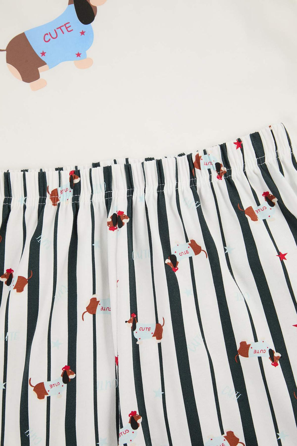 Beyaz-Cok Renkli Kopek Desenli Pamuklu Likral? Yumusak Tuse Orme Pijama Tak?m? THMSS26PT00126