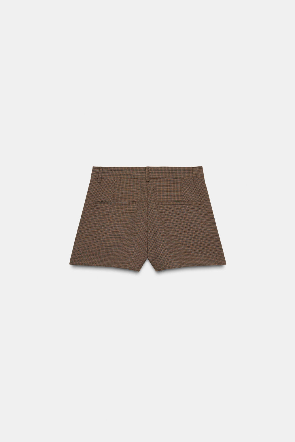 PLEATED BUTTON SHORTS