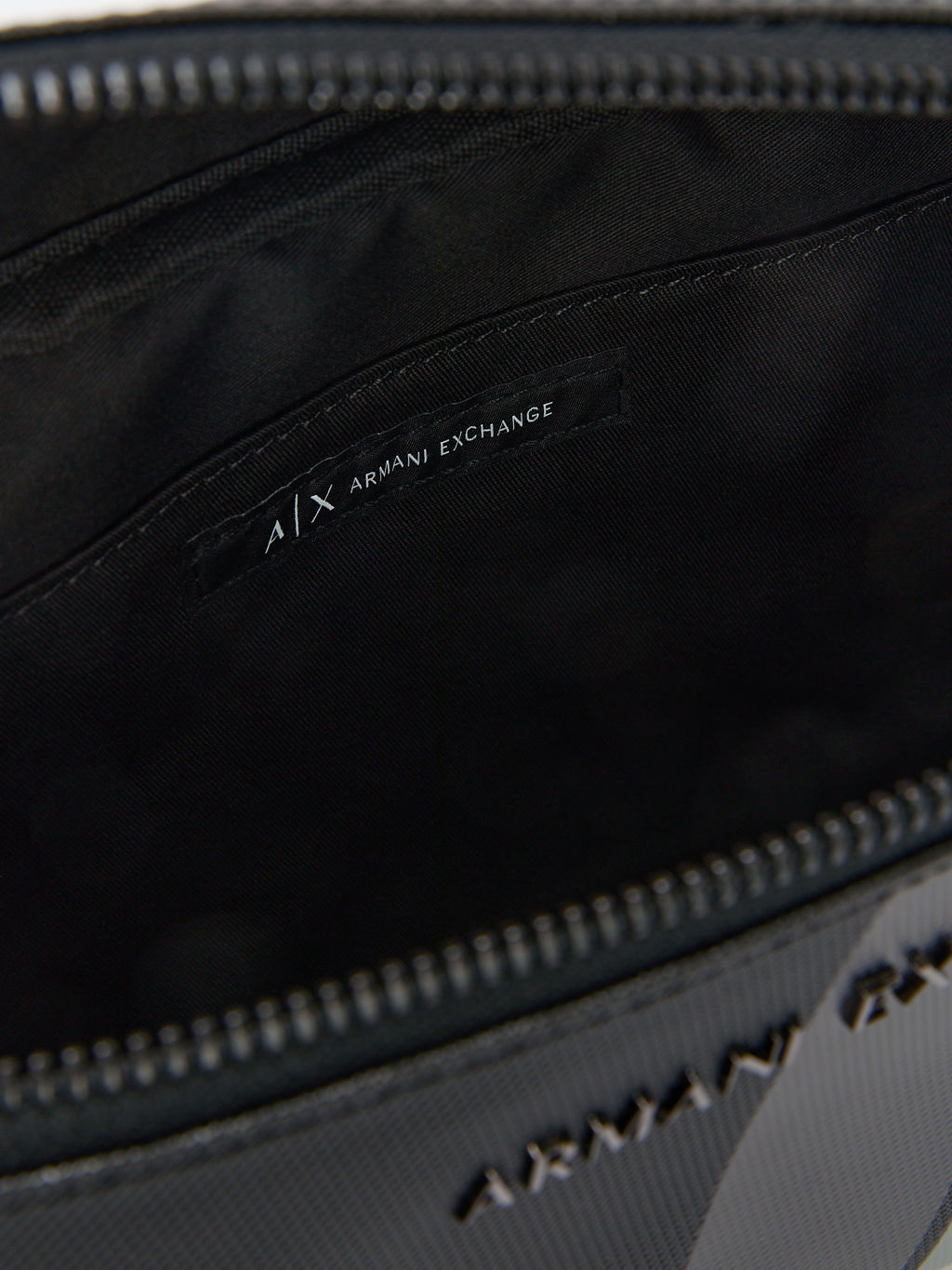 Мужская поясная сумка ARMANI EXCHANGE Артикул 4081420, черный фото 5