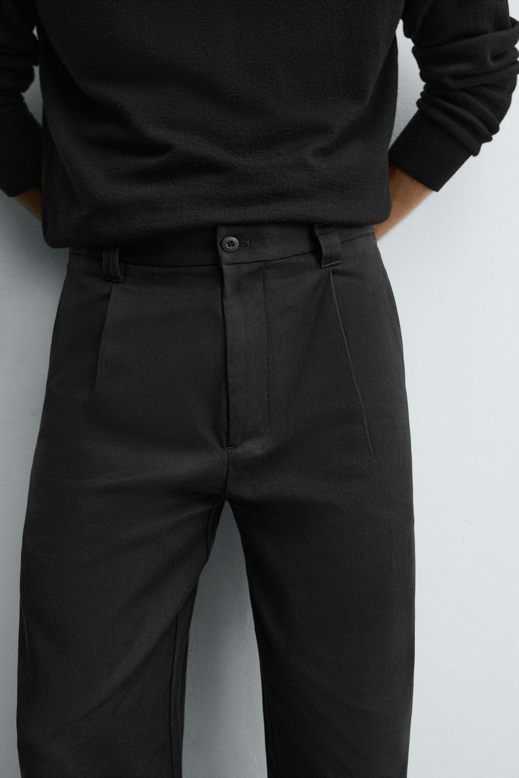 COTTON-LYOCELL PLEATED TROUSERS