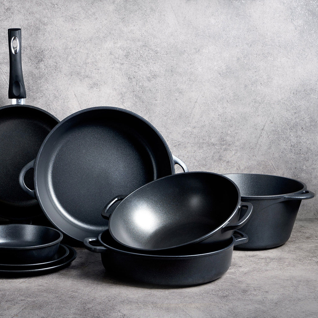 Кастрюля с антипригарным покрытием 8л, д30см Классик, h15см, s0,4см, литые ручки, стеклянная крышка с пароотводом, подарочная упаковка (Россия) - Домашняя мода фото 7