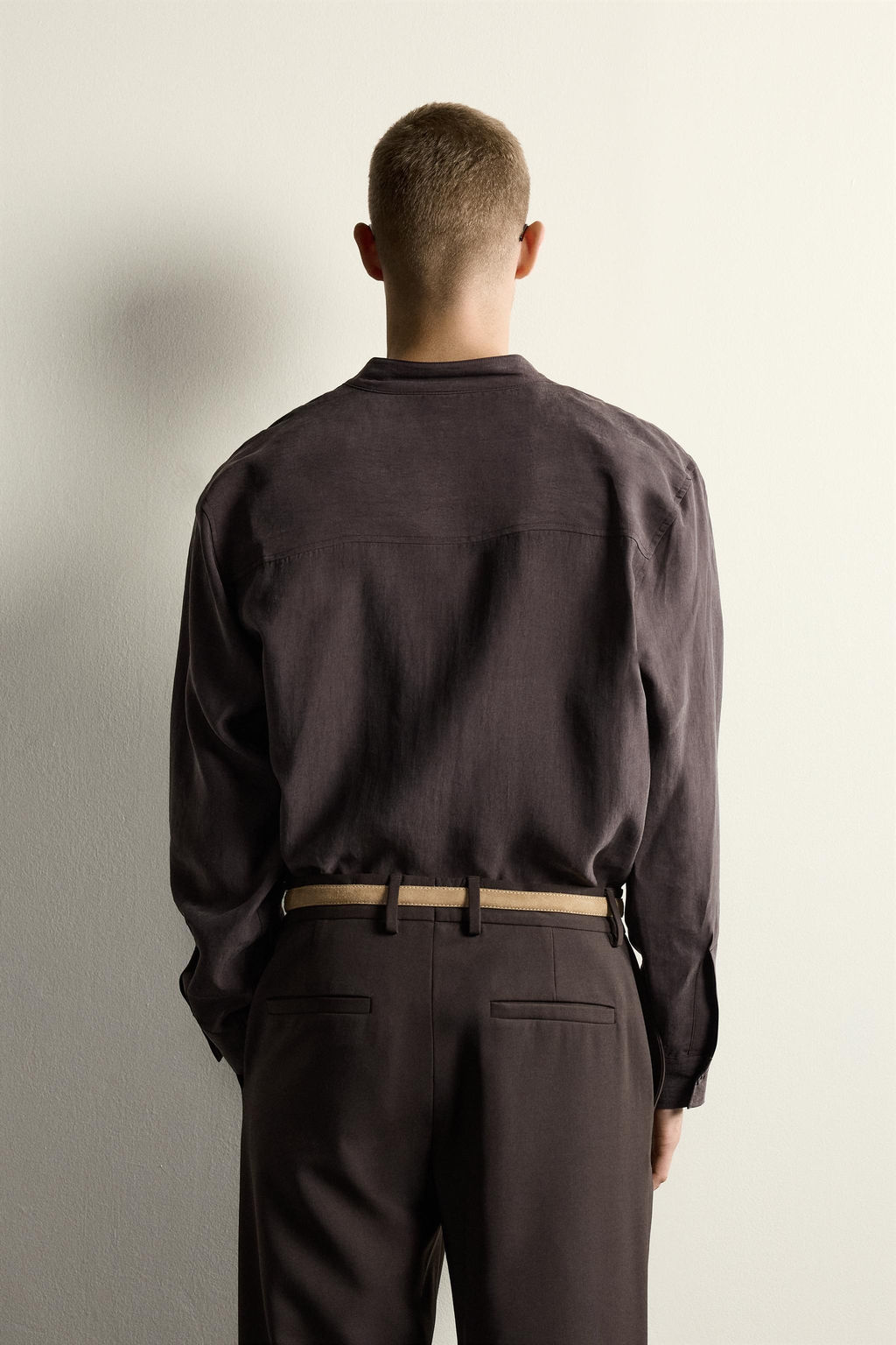CAMISA FLUIDA RELAXED FIT / Marr?n