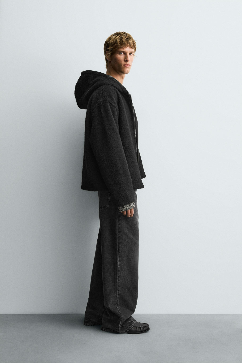FAUX FUR HOODED OVERSHIRT - Zara фото 4