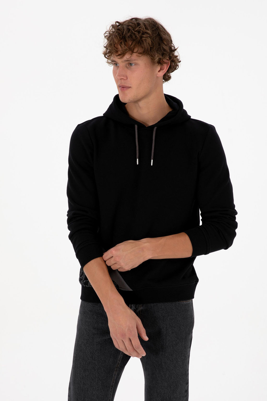 Erkek Regular Fit Kap__onlu Siyah Sweatshirt