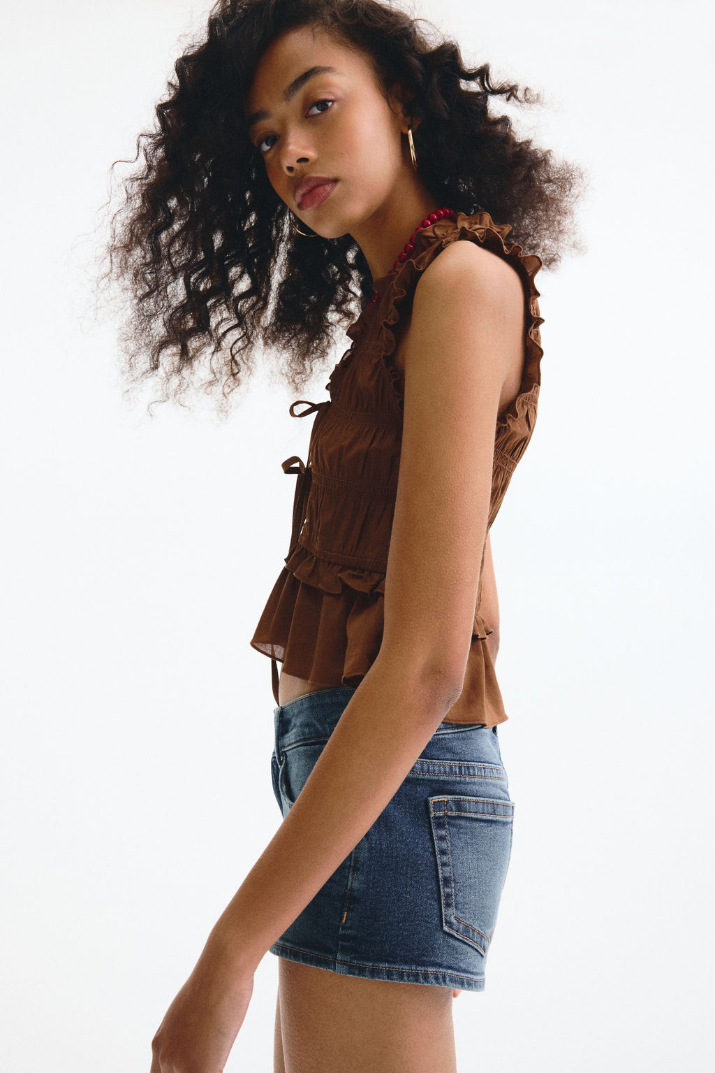 Top fruncido con lazadas - H&m фото 6