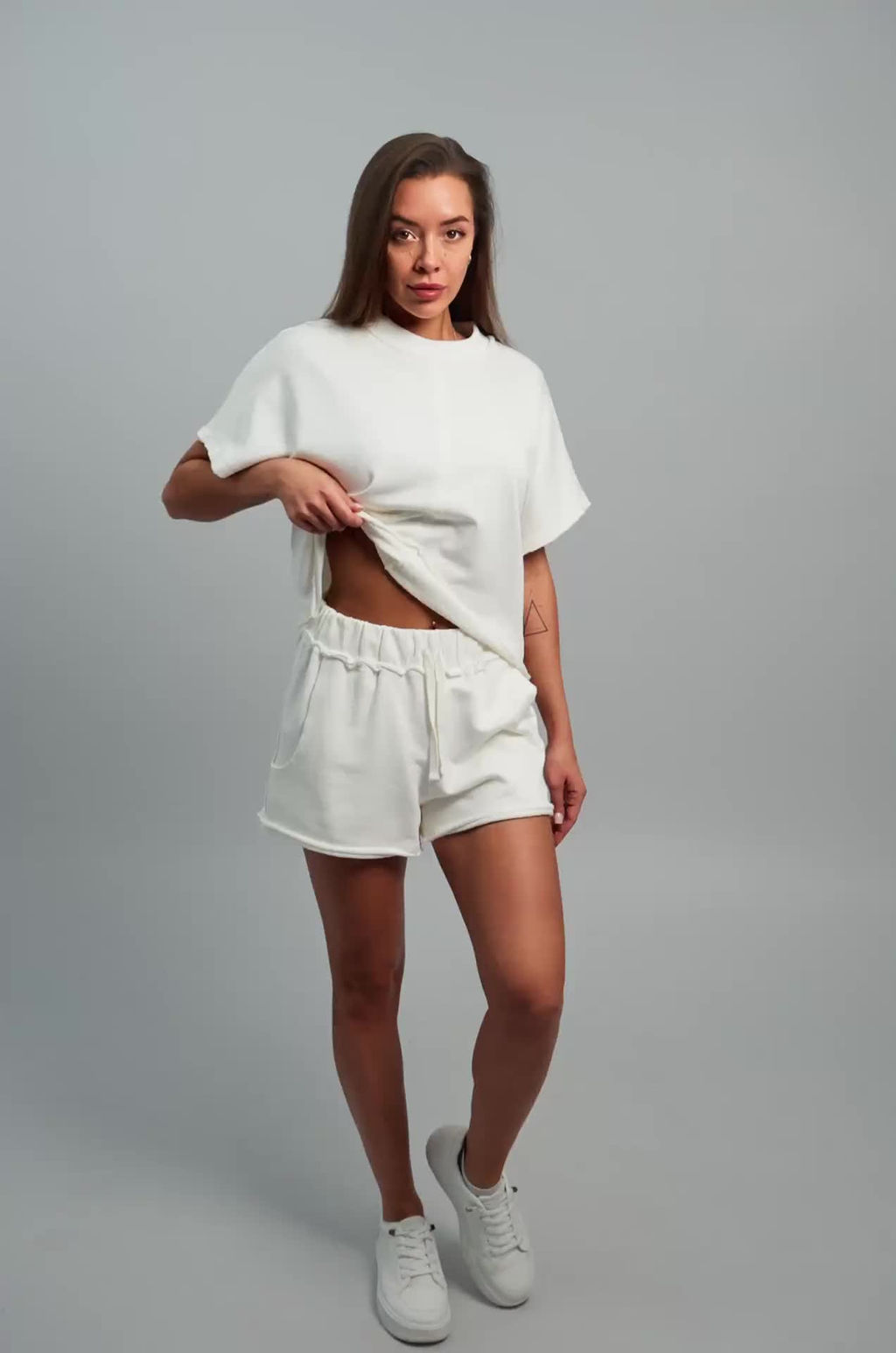 Женский костюм с шортами Happyfox