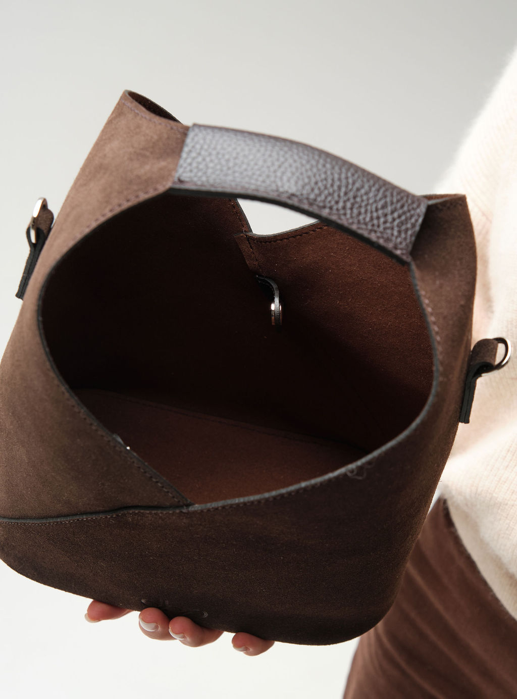 Замшевая сумка Rebecca DBR 31370 черный каштан  фото 8