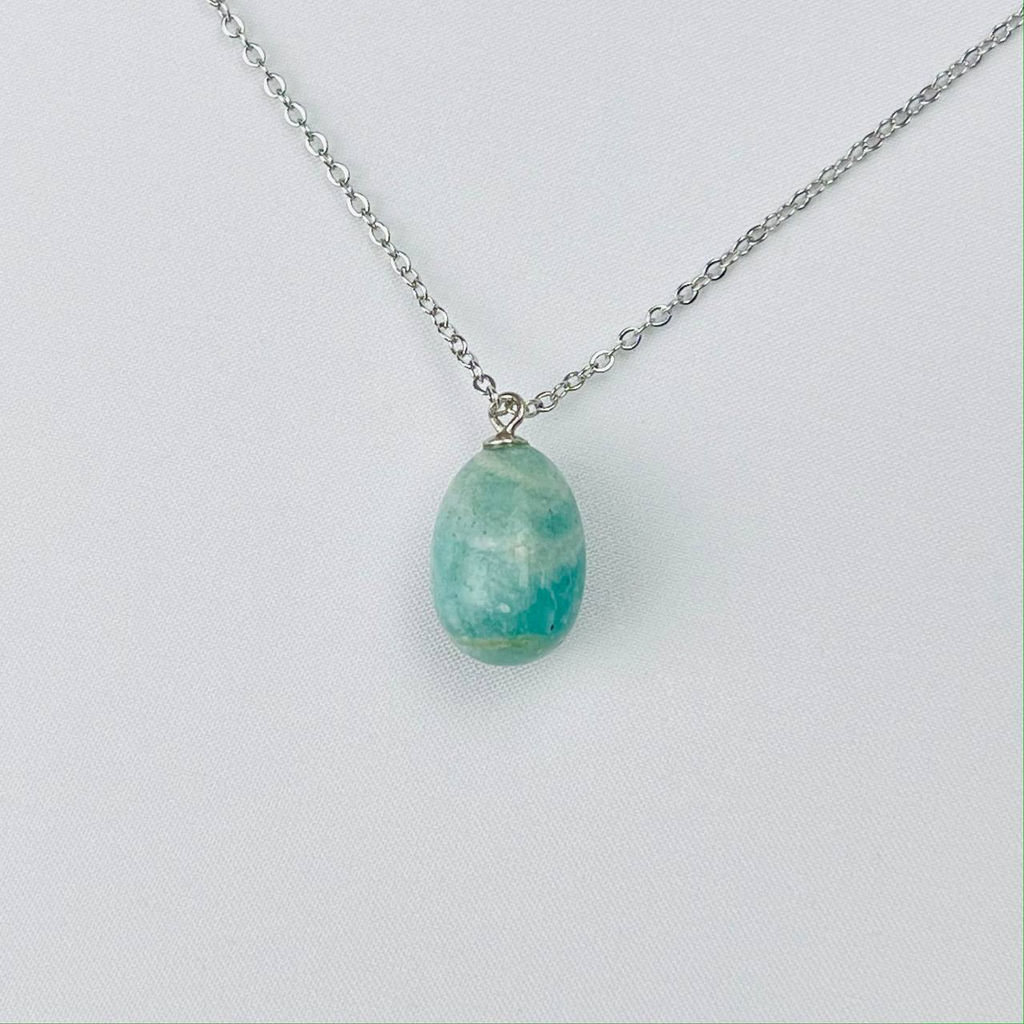 Кулон на цепочке из Амазонита