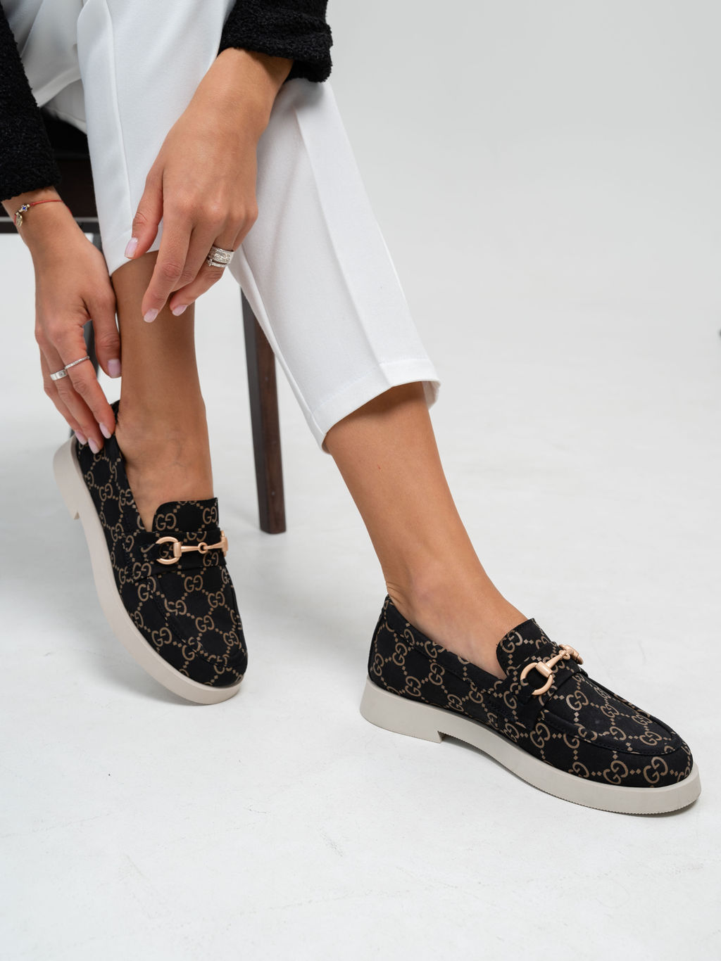 Лоферы туфли 172.1841be.Черный гуччи