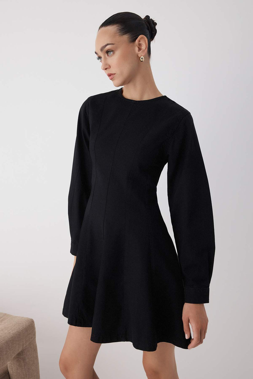 Wardrobe Essentials  Siyah Volanl? Mini Denim Elbise | TWOAW26EL00045 - Trendyolmilla фото 2