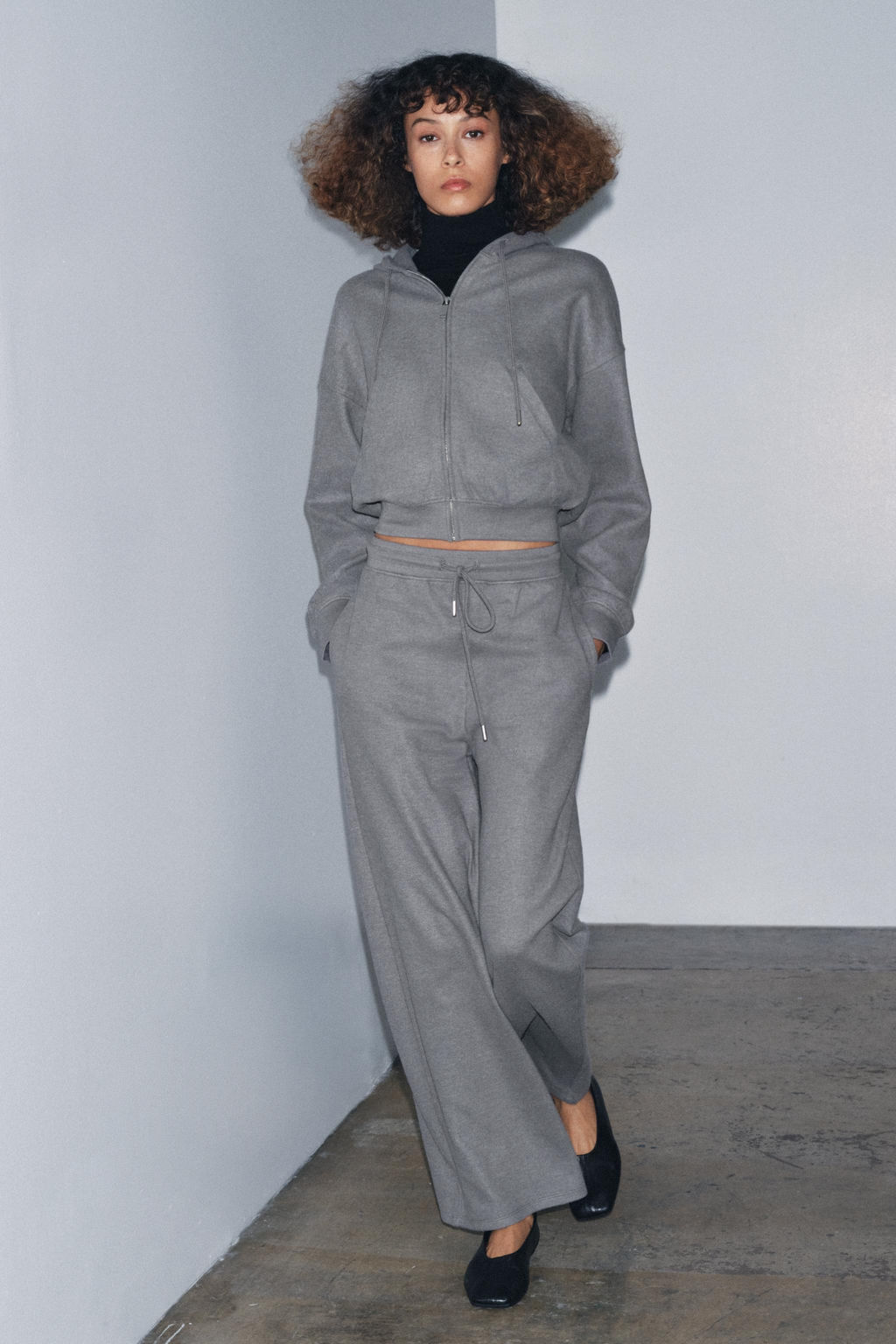 SOFT RIB STRAIGHT-LEG TROUSERS