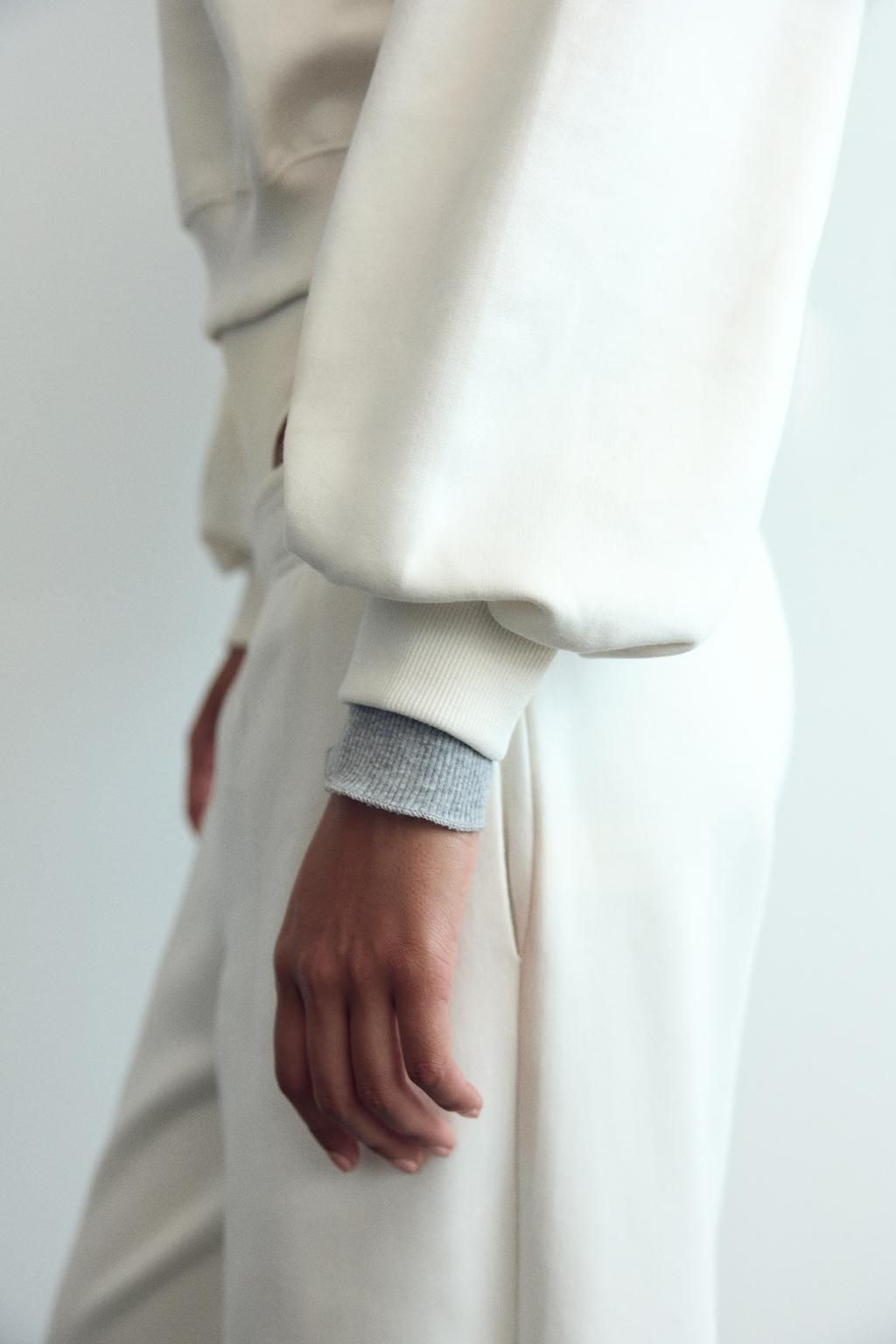 BASIC PLUSH SWEATSHIRT - Zara фото 20