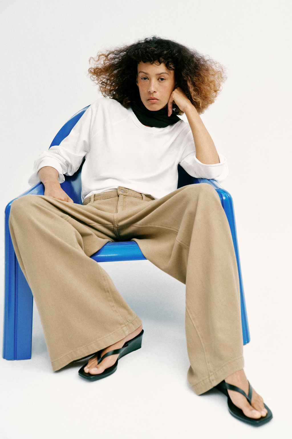 JEANS Z1975 WIDE LEG TIRO ALTO PINZAS / Arena - Zara фото 4