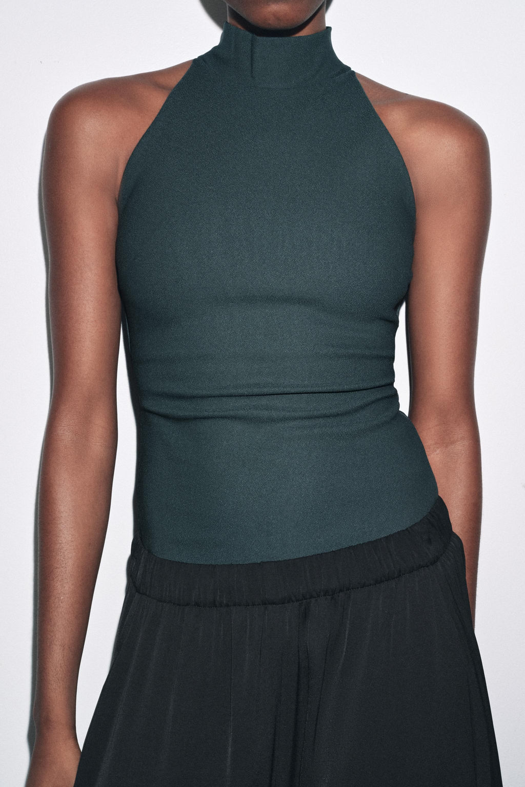 HALTER CREPE TOP - Zara фото 4