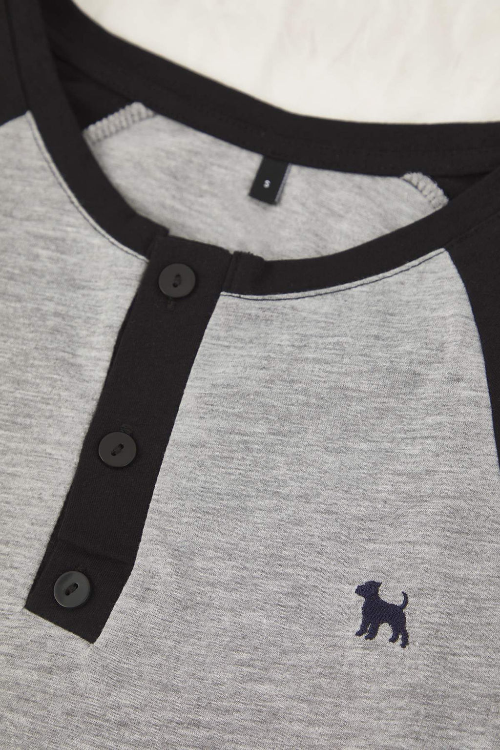 Siyah-Gri Regular Fit Reglan Kol Kopek Nak?sl? Dugmeli Yaka Orme Pijama Tak?m? TMNAW26PT00004
