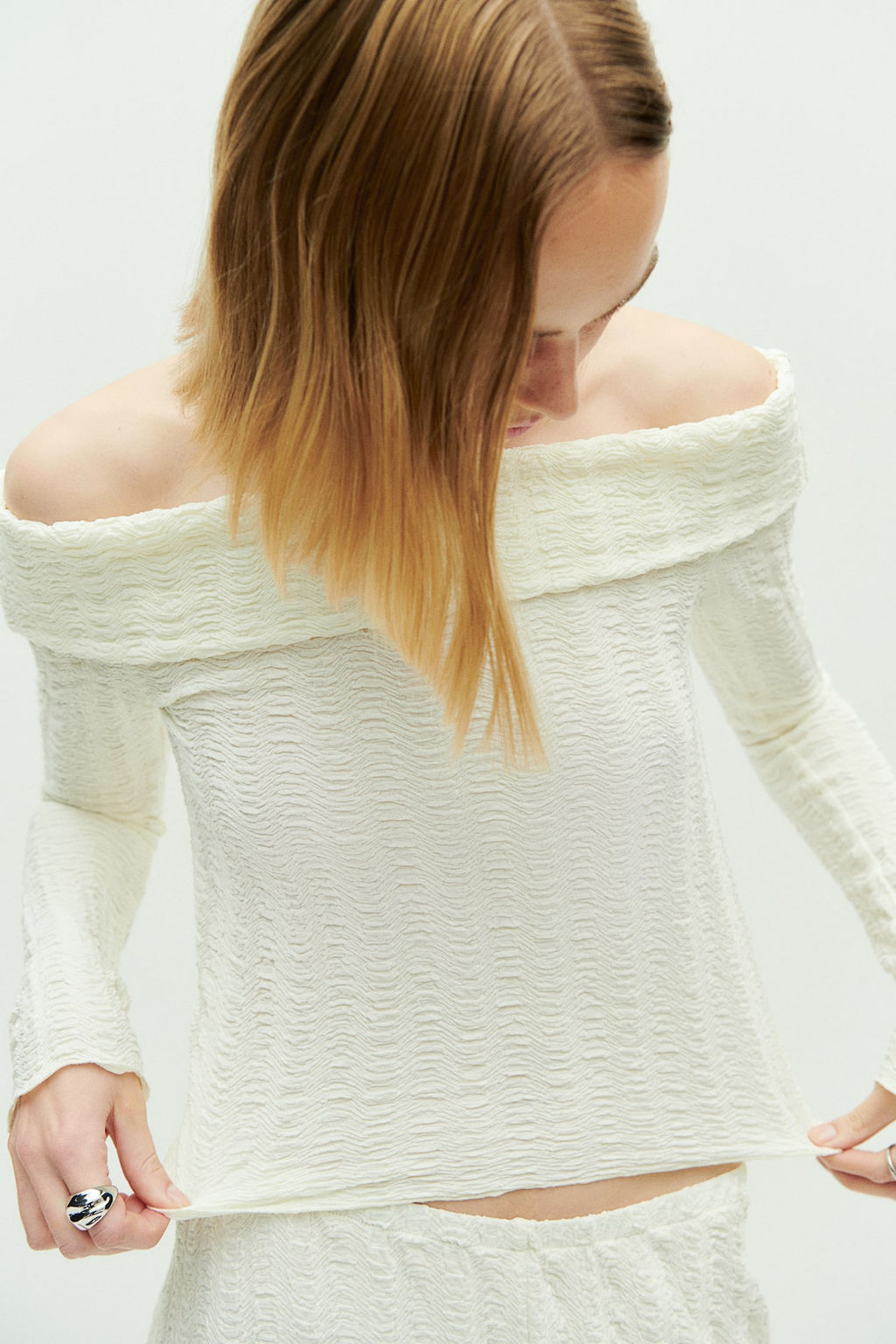 Top off-the-shoulder con textura - H&m фото 3