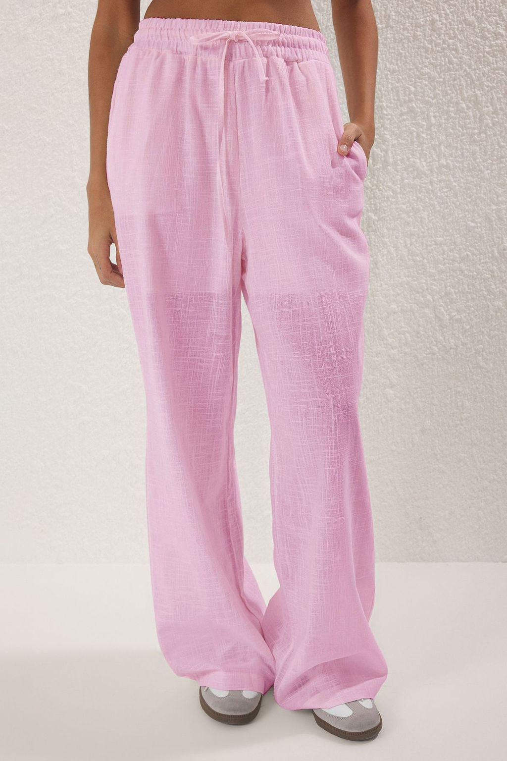 Ac?k Pembe Keten Gorunumlu Wide Leg/Genis Paca Sort Astarl? Beli Lastikli Pantolon TWOSS25PL00121