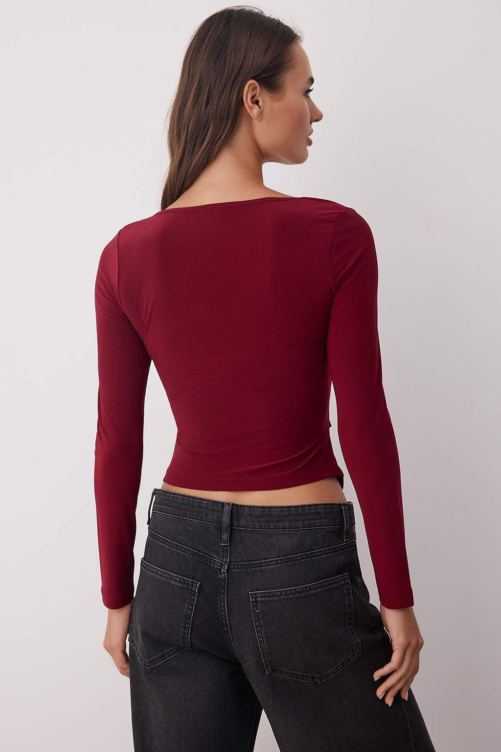 Bordo Asimetrik Yaka Detayl? Vucuda Oturan Esnek Orme Bluz TWOAW26BZ00117
