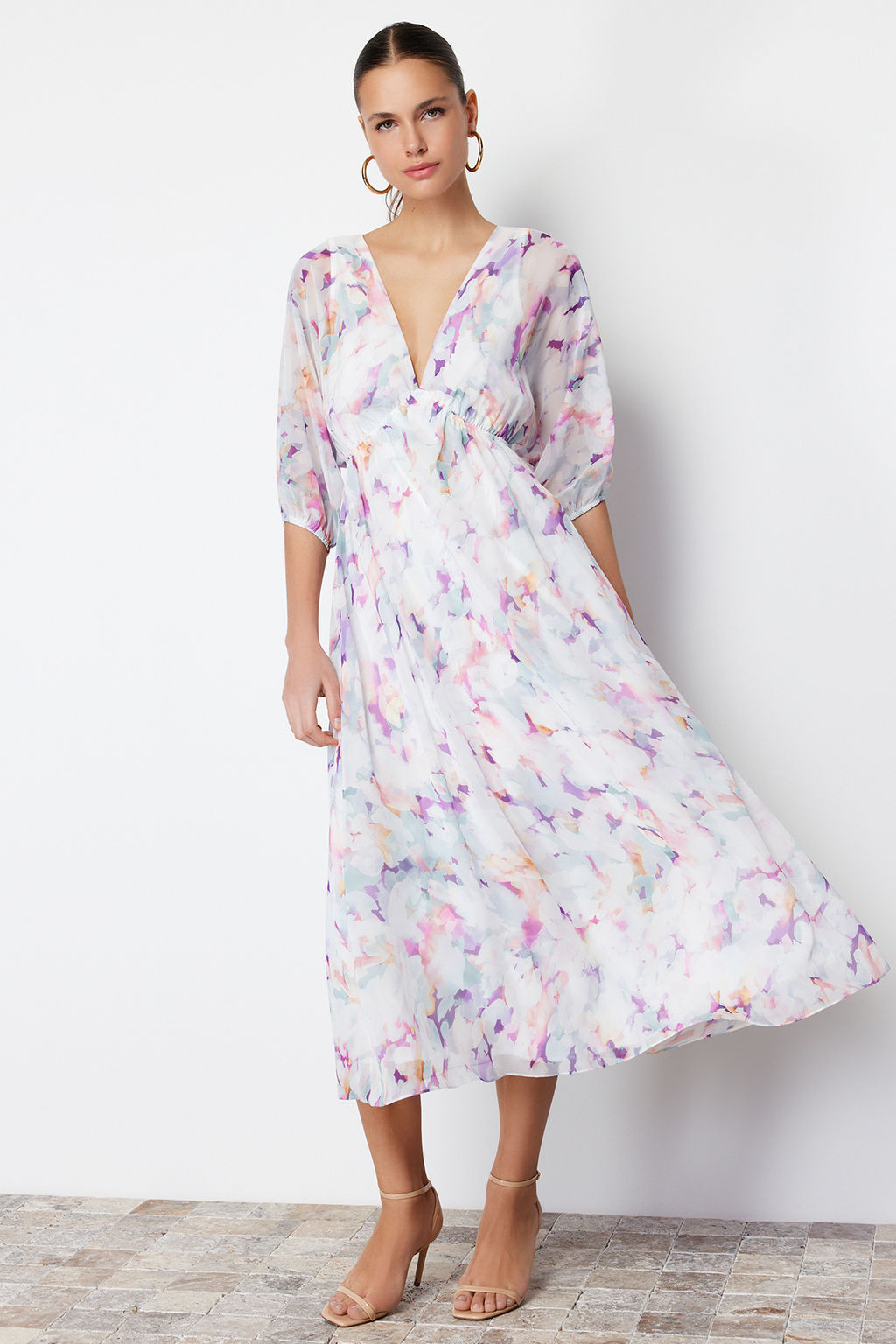 Pembe Soyut Desenli Etegi Belden Ac?lan Maxi Sifon Astarl? Dokuma Elbise TWOSS24EL00611 - Trendyolmilla фото 8