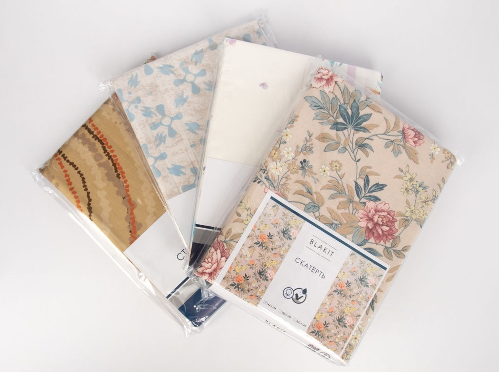 3863-БЧ Скатерть 144*144 рис. 6485-02 "Мариан"