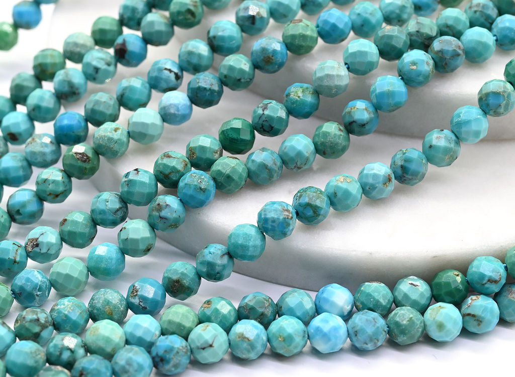 Бусины из бирюзы шарик гр.6мм, 38см, 69 бусин Радуга камня