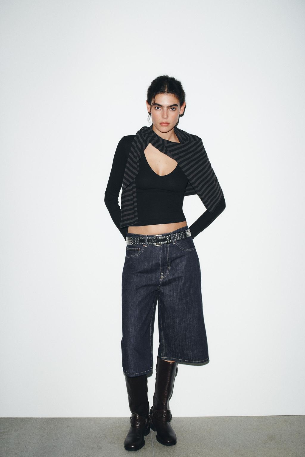 LONG SLEEVE RIBBED TOP