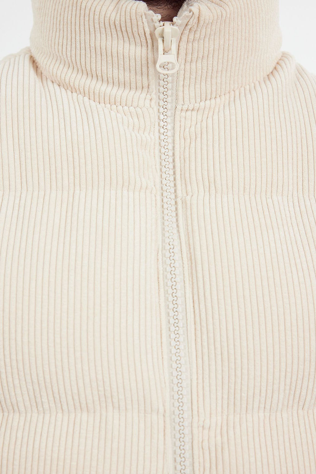Trendyolmilla Man Siyah Erkek Regular Fit K?sl?k Kadife Yelek TMNAW23YE00013  фото 13