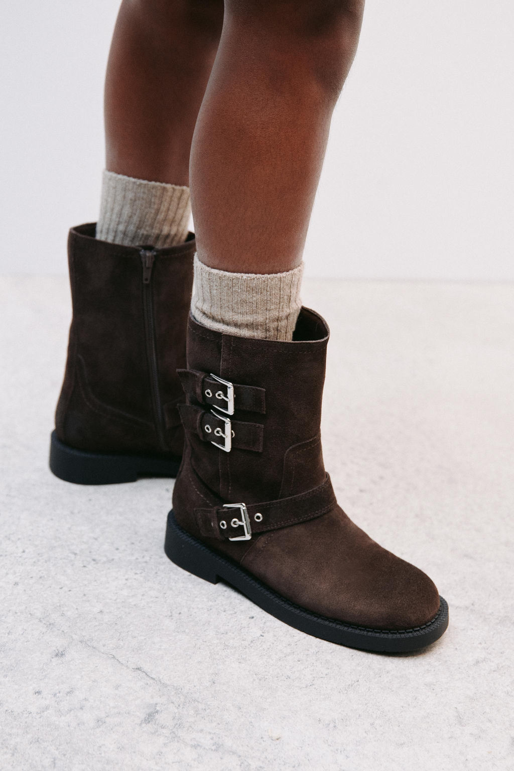 LEATHER BUCKLE BOOTS - Zara фото 9