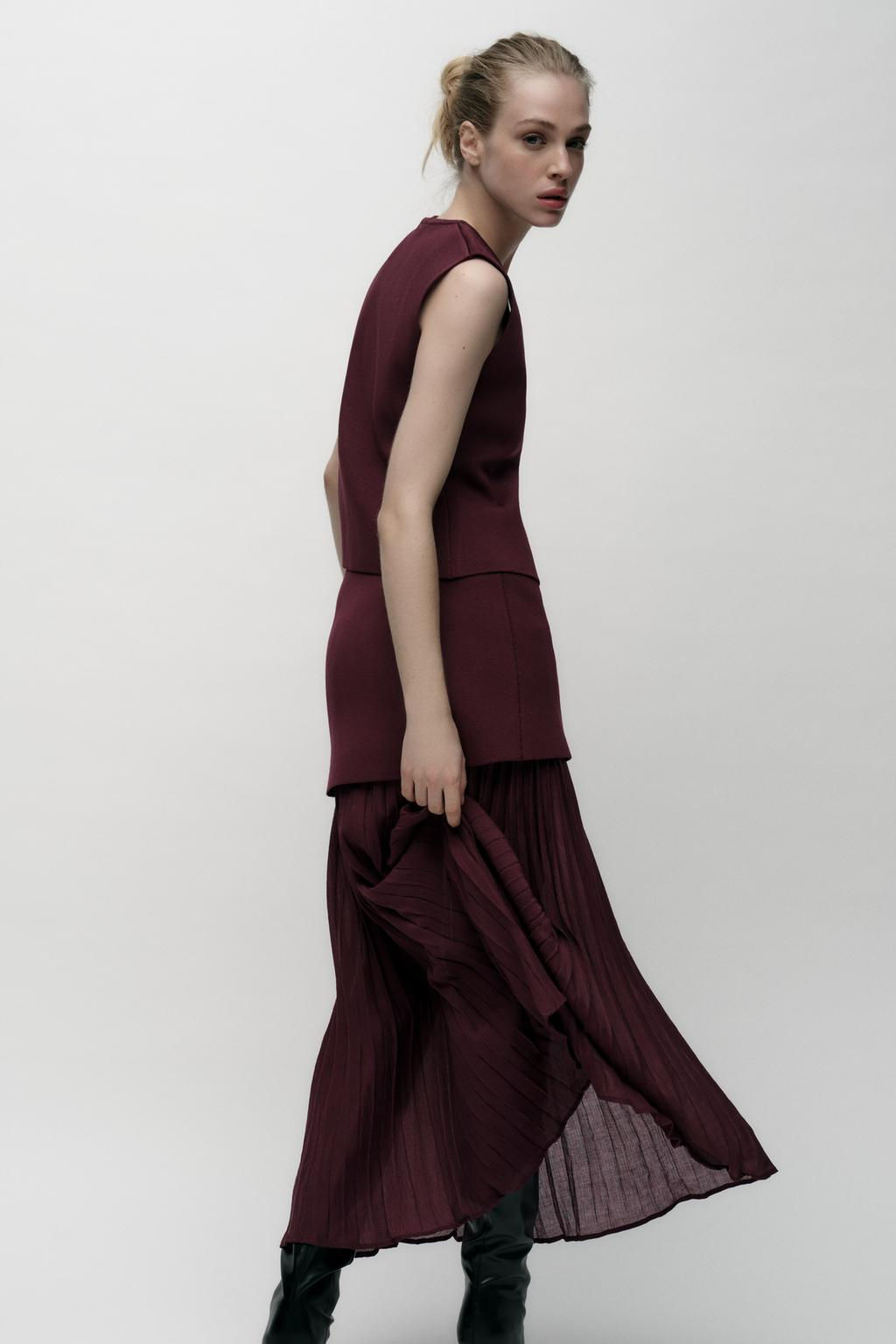 PLAIN KNIT TOP WITH GOLD BUTTON - Zara фото 4