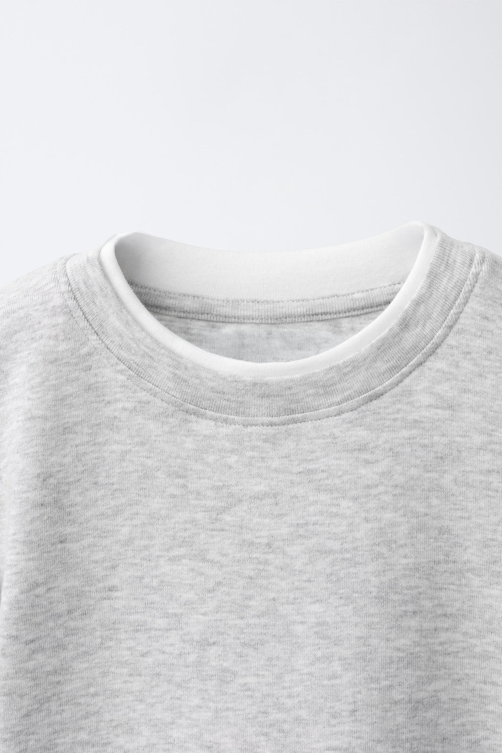 CAMISETA DOBLE CON MODAL / Gris vigor? - Zara фото 4