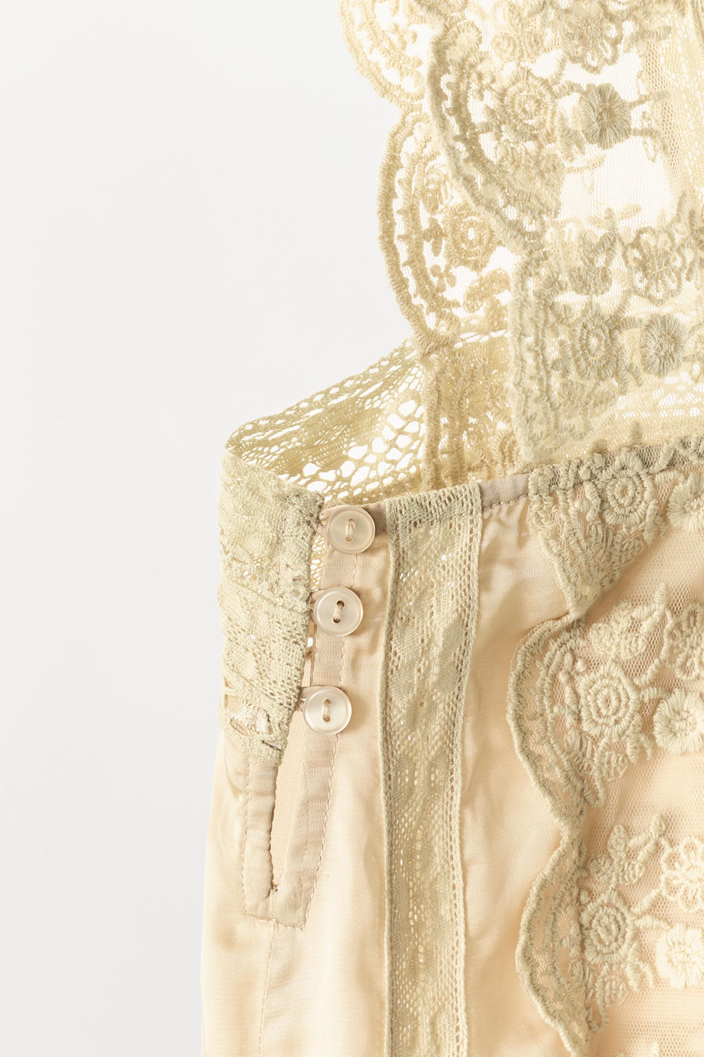 TOP SATINADO PLIEGUES ENCAJE / Blanco roto - Zara фото 5