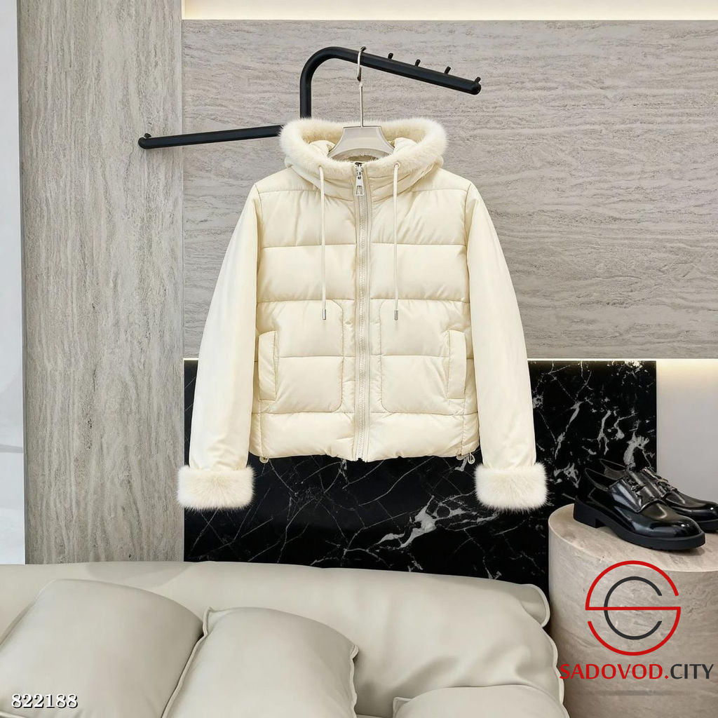 Куртка женская с капюшоном