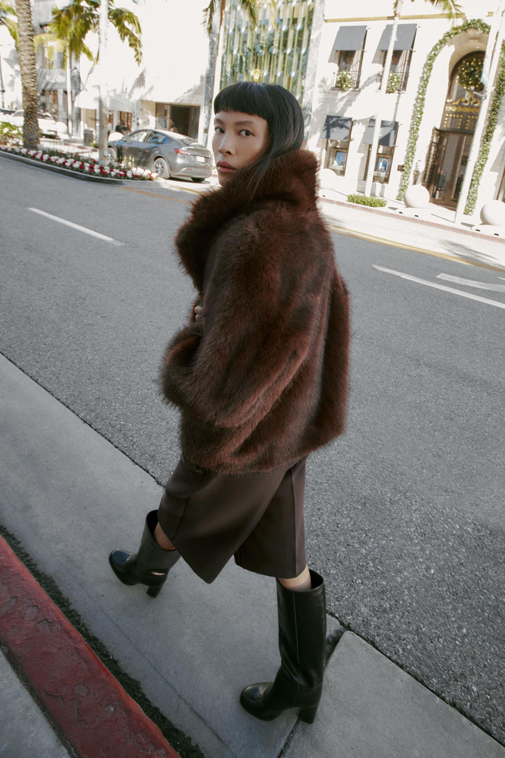 REVERSIBLE DOUBLE-FACED FAUX FUR JACKET - Zara фото 23