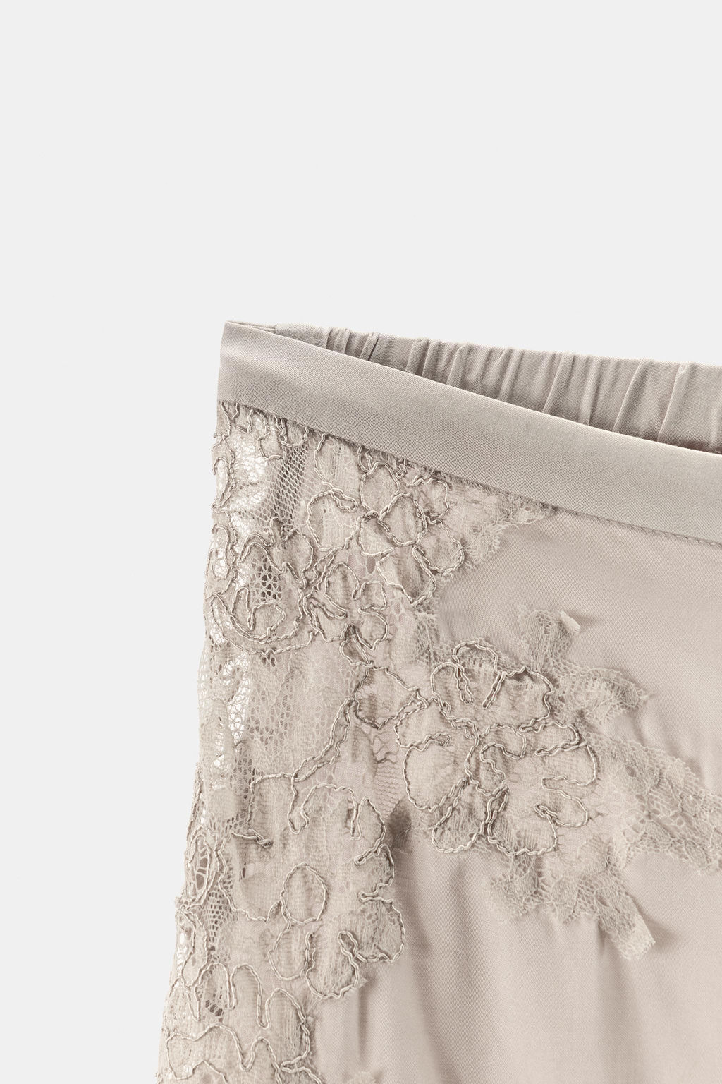 PANTAL?N SATINADO ENCAJE ABERTURAS / Gris - Zara фото 6