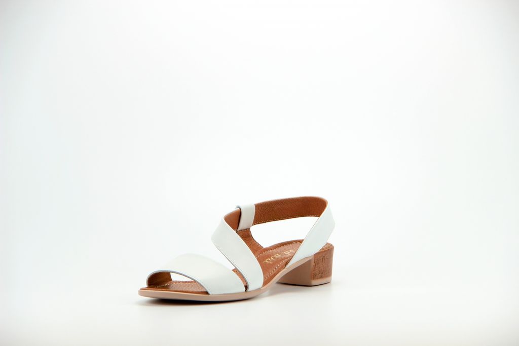 Босоножки EDART 3050.312.white